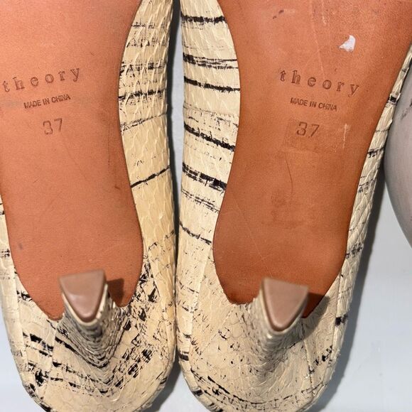 Theory Leather City Pump Pointed Toe Kitten Heel Cream‎ Black 37/6.5 - Picture 13 of 14